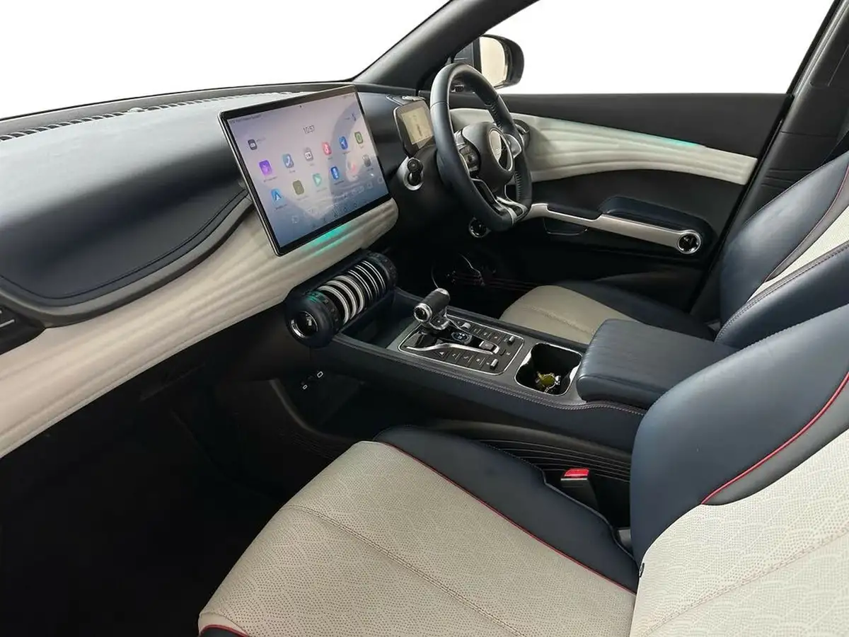 2024-byd-atto-3-e-design-big-10