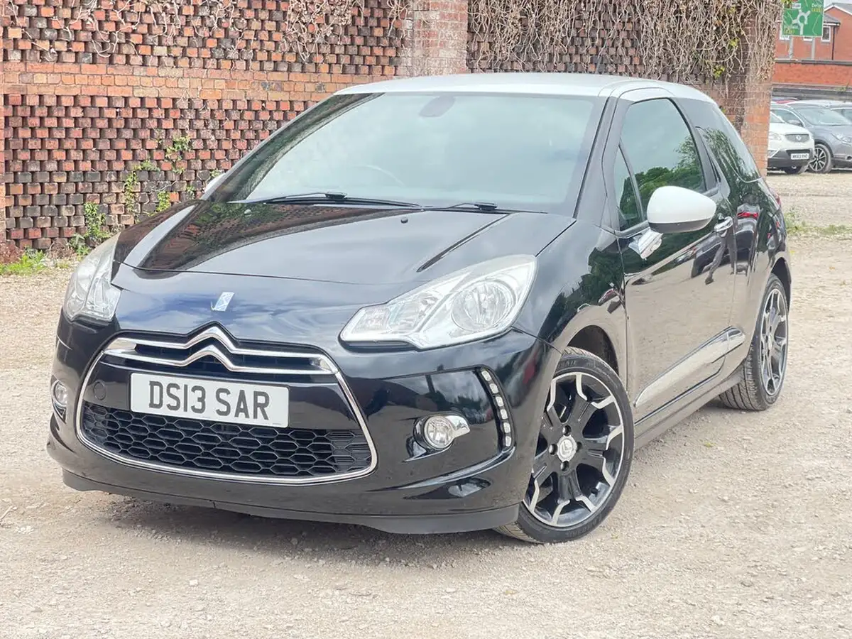 2013-citroen-ds3-16-dstyle-plus-vti-big-10