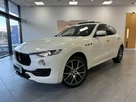 2017-maserati-levante-small-3