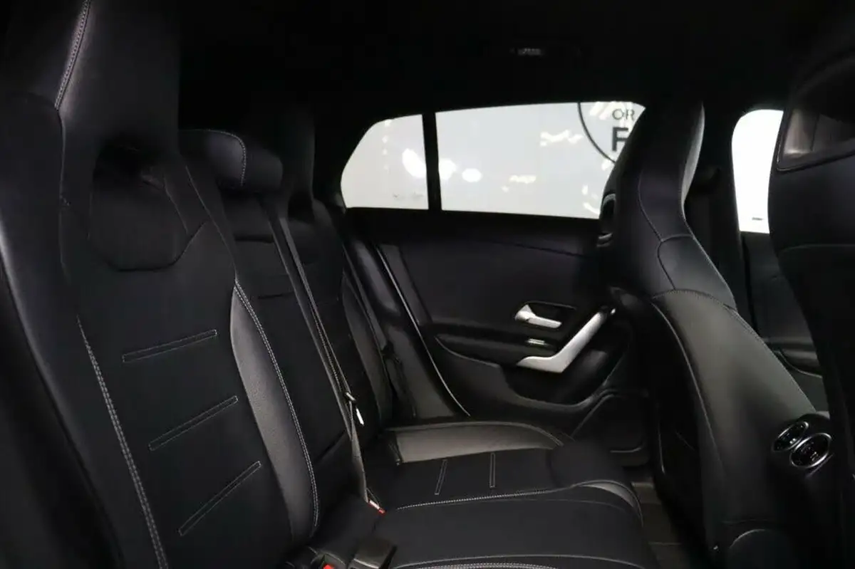 2022-mercedes-benz-cla-13-cla-180-amg-line-premium-shooting-brake-5d-big-33