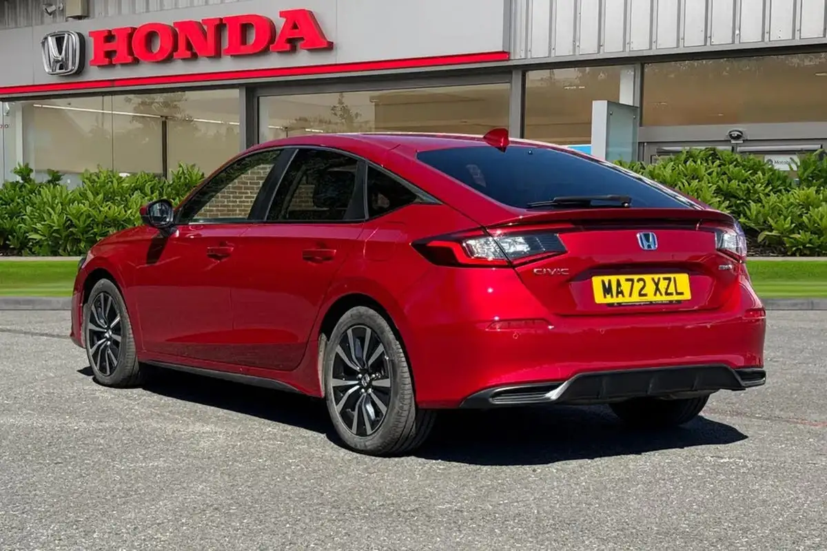 2022-honda-civic-20-i-mmd-elegance-big-1