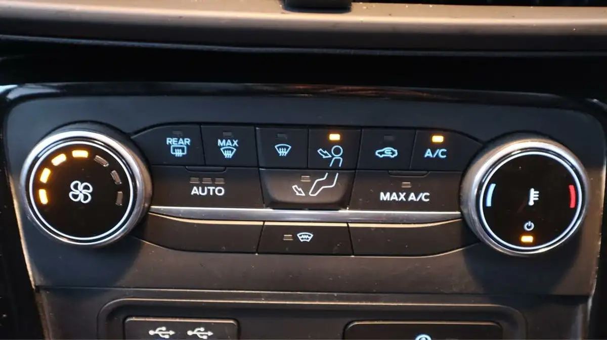 2021-ford-ecosport-10t-st-line-140ps-big-11
