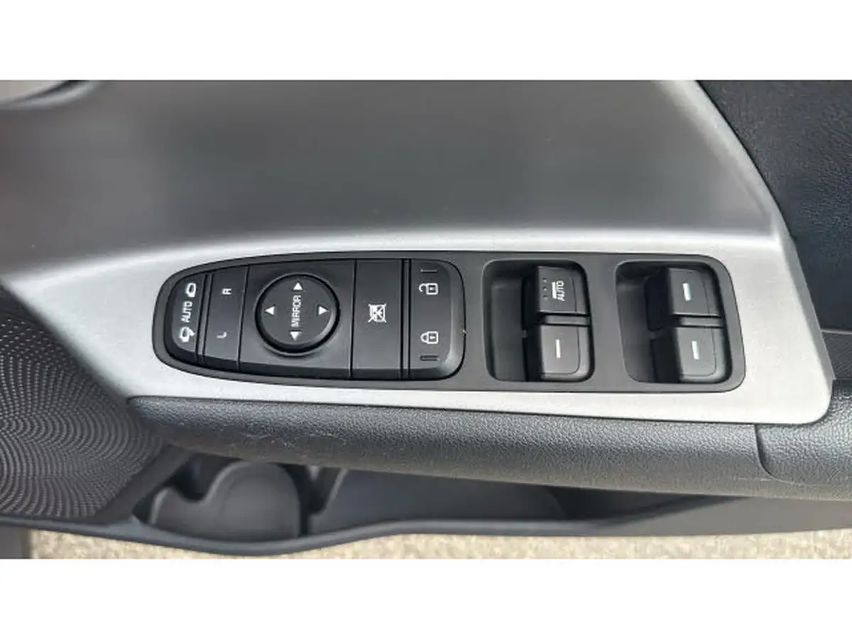 2022-kia-niro-16-gdi-2-139bhp-156kwh-big-36