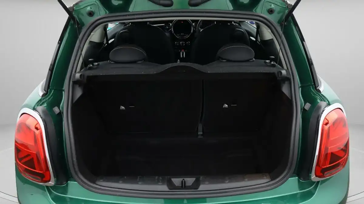 2022-mini-cooper-15-cooper-classic-hatchback-3d-auto-big-17