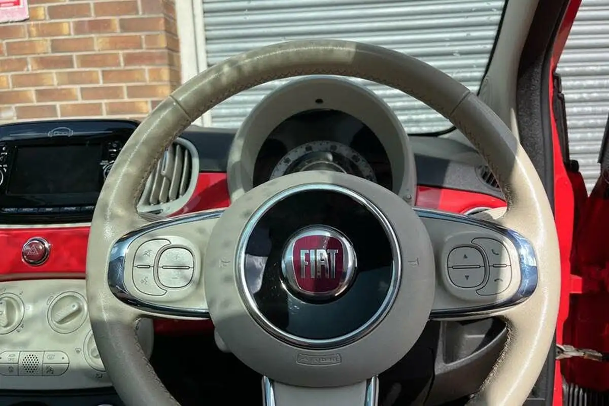 2018-fiat-500-12-lounge-big-11