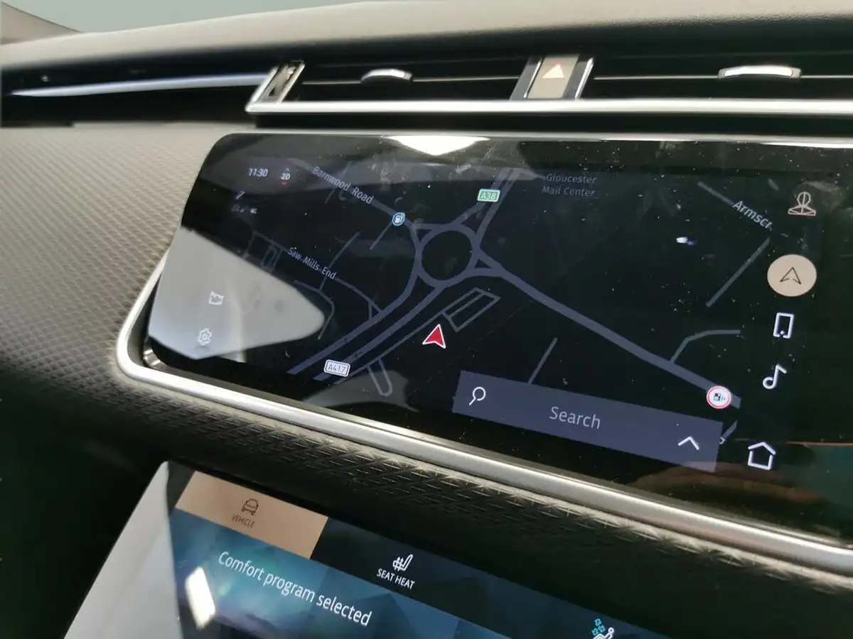 2022-land-rover-range-rover-velar-20-d200-velar-big-10