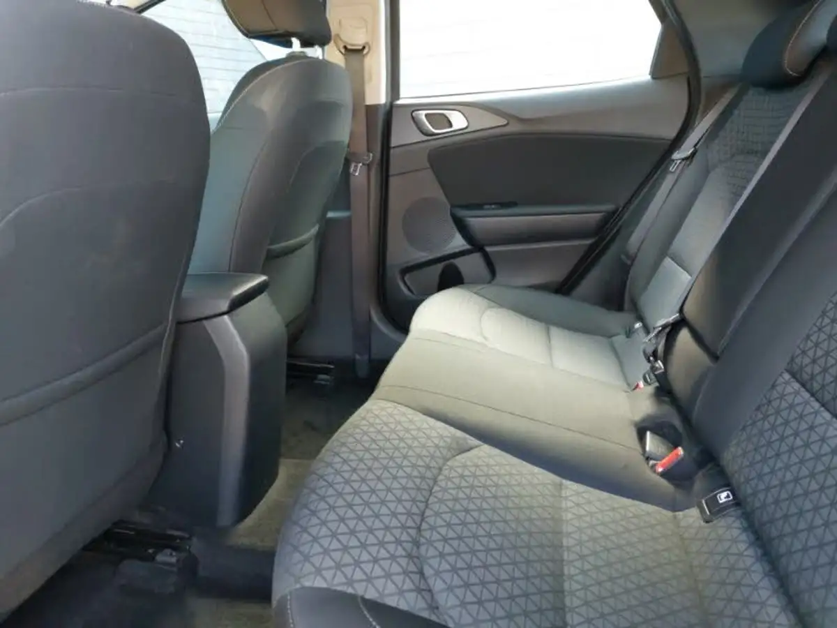 2020-kia-xceed-10-t-gdi-2-big-5
