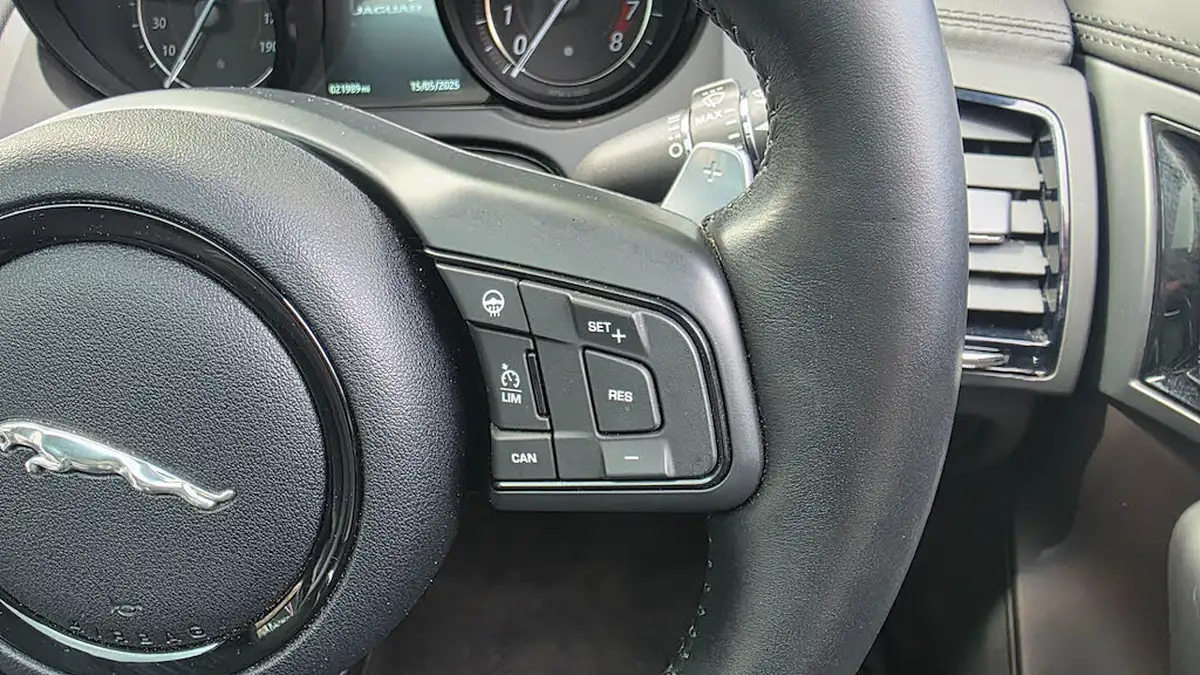 2019-jaguar-f-type-30-v6-sc-r-dynamic-380ps-coupe-auto-big-31