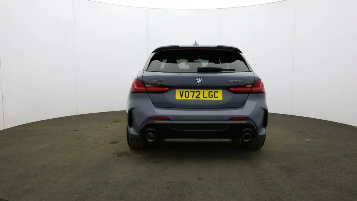 2022-bmw-1-series-20-m135i-xdrive-big-54