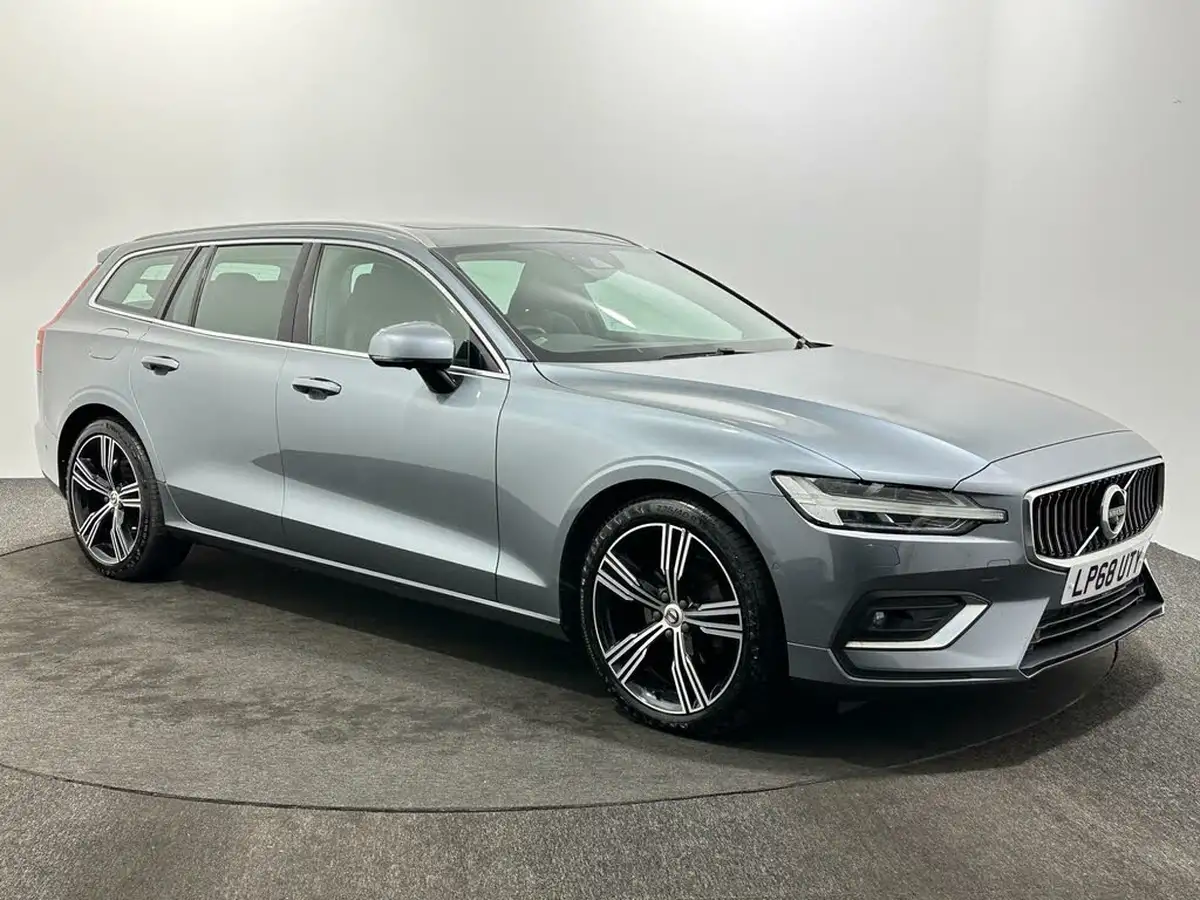 2018-volvo-v60-20td-d4-inscription-pro-geartronic-big-0