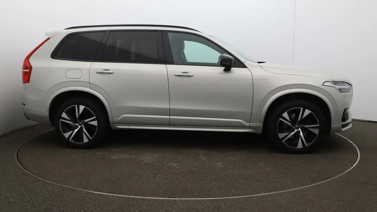 2021-volvo-xc90-20-t8-r-design-390bhp-big-48