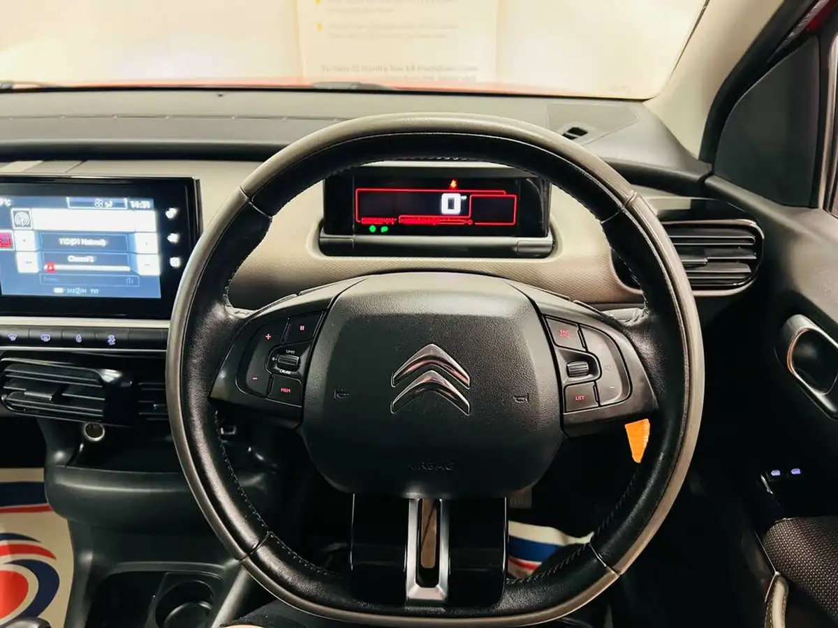 2015-citroen-c4-cactus-12-flair-110ps-ss-big-28