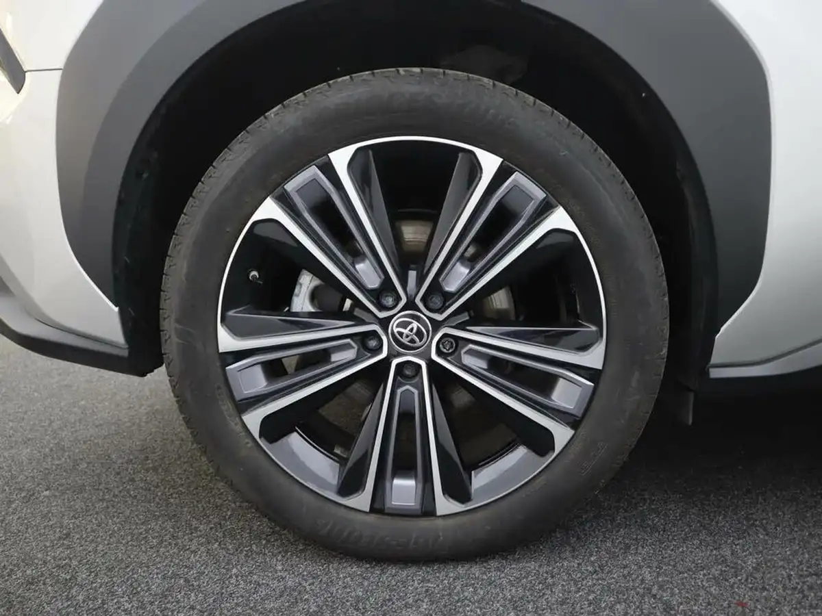 2024-toyota-bz4x-e-vision-215bhp-awd-11kw-obc-big-6