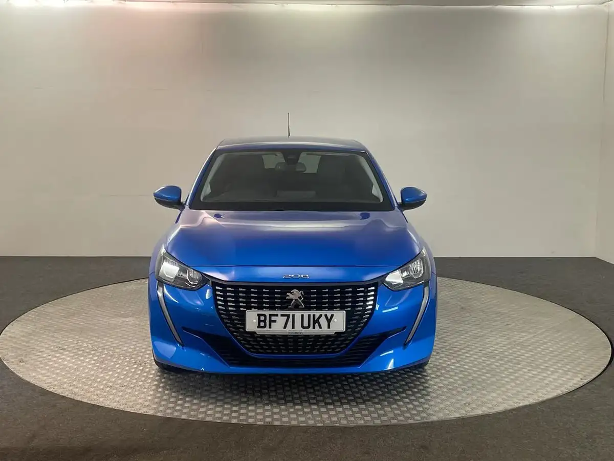 2021-peugeot-208-12-puretech-allure-100bhp-big-11