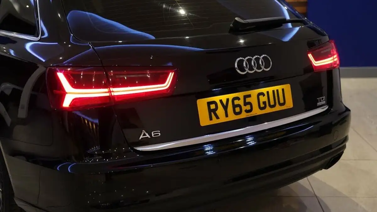 2016-audi-a6-avant-big-40