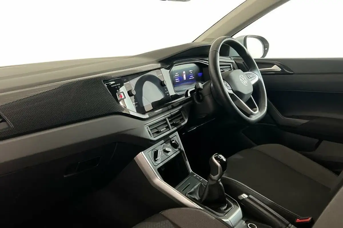 2023-volkswagen-taigo-10-tsi-life-110ps-big-10