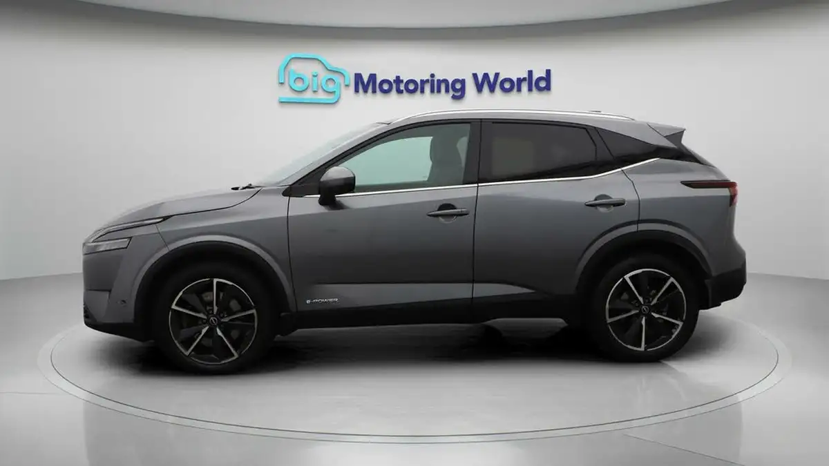 2023-nissan-qashqai-15-tekna-big-4