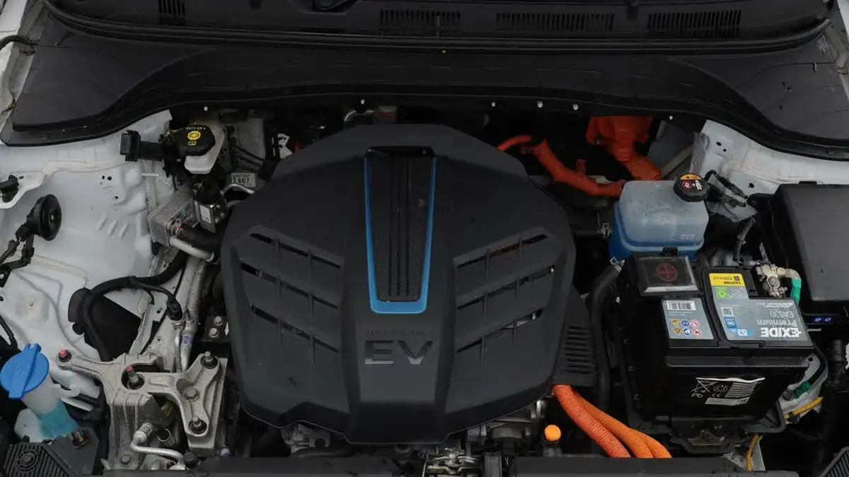 2023-hyundai-kona-e-ultimate-204ps-64kwh-105kw-obc-big-19