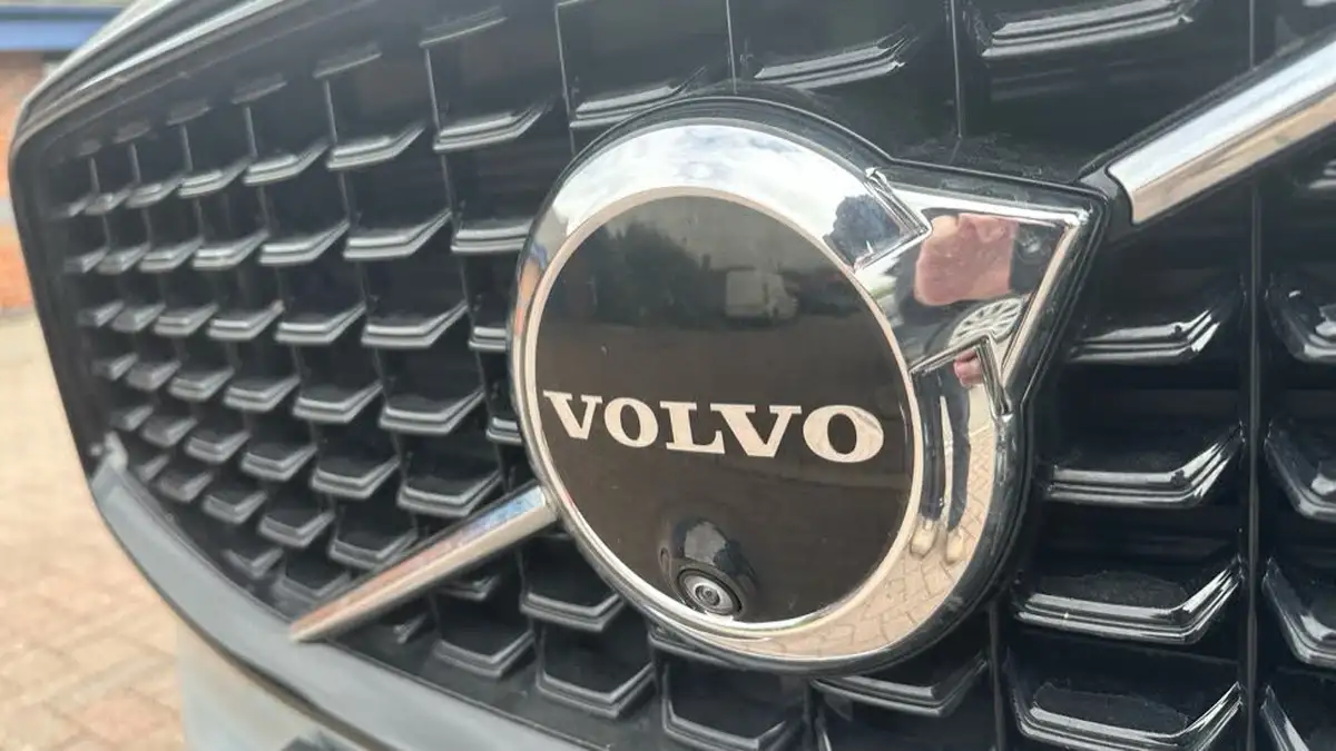 2023-volvo-xc60-20td-b4-plus-dark-big-34