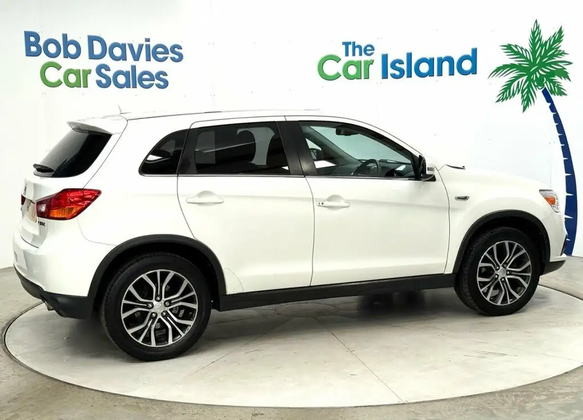 2017-mitsubishi-asx-16-3-big-8