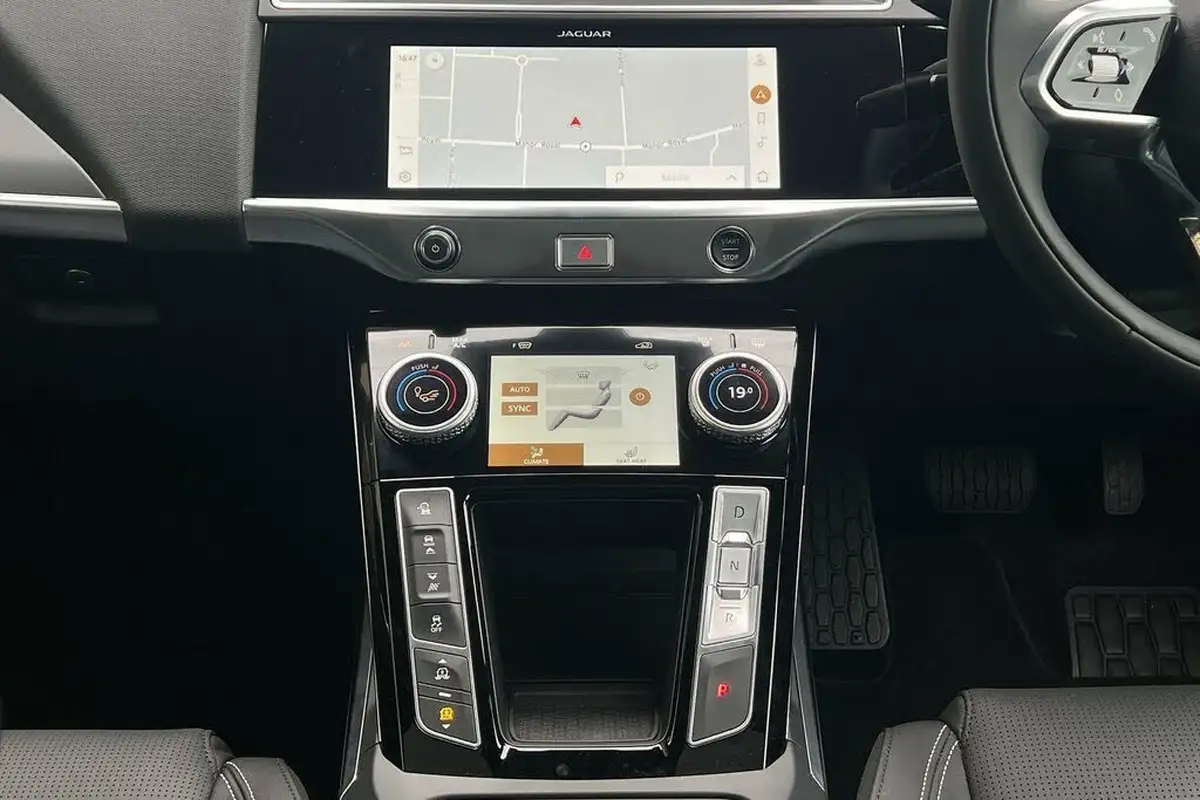 2024-jaguar-i-pace-ev400-400-sport-big-22