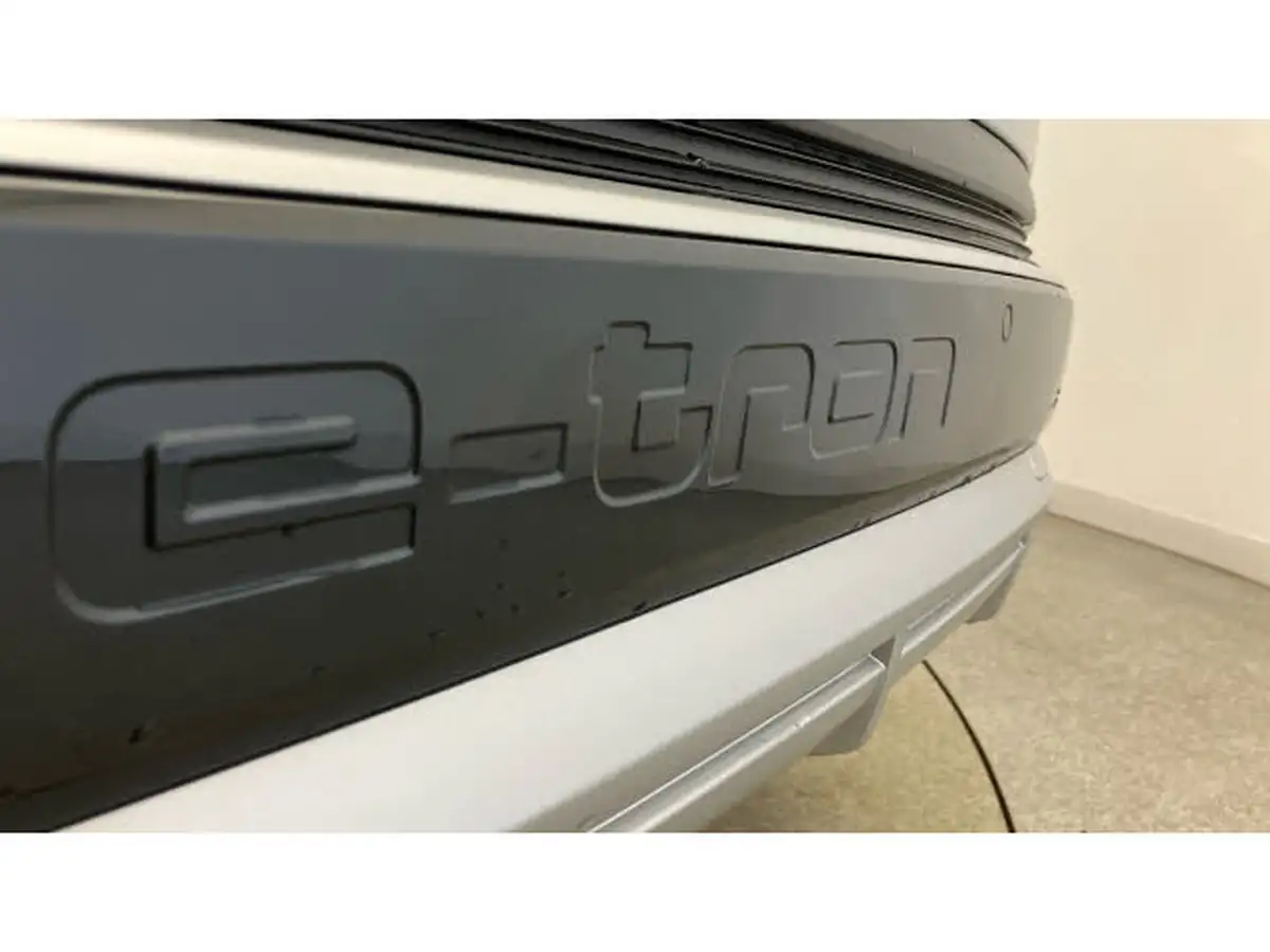 2024-audi-q4-e-tron-45e-s-line-sportback-auto-big-40