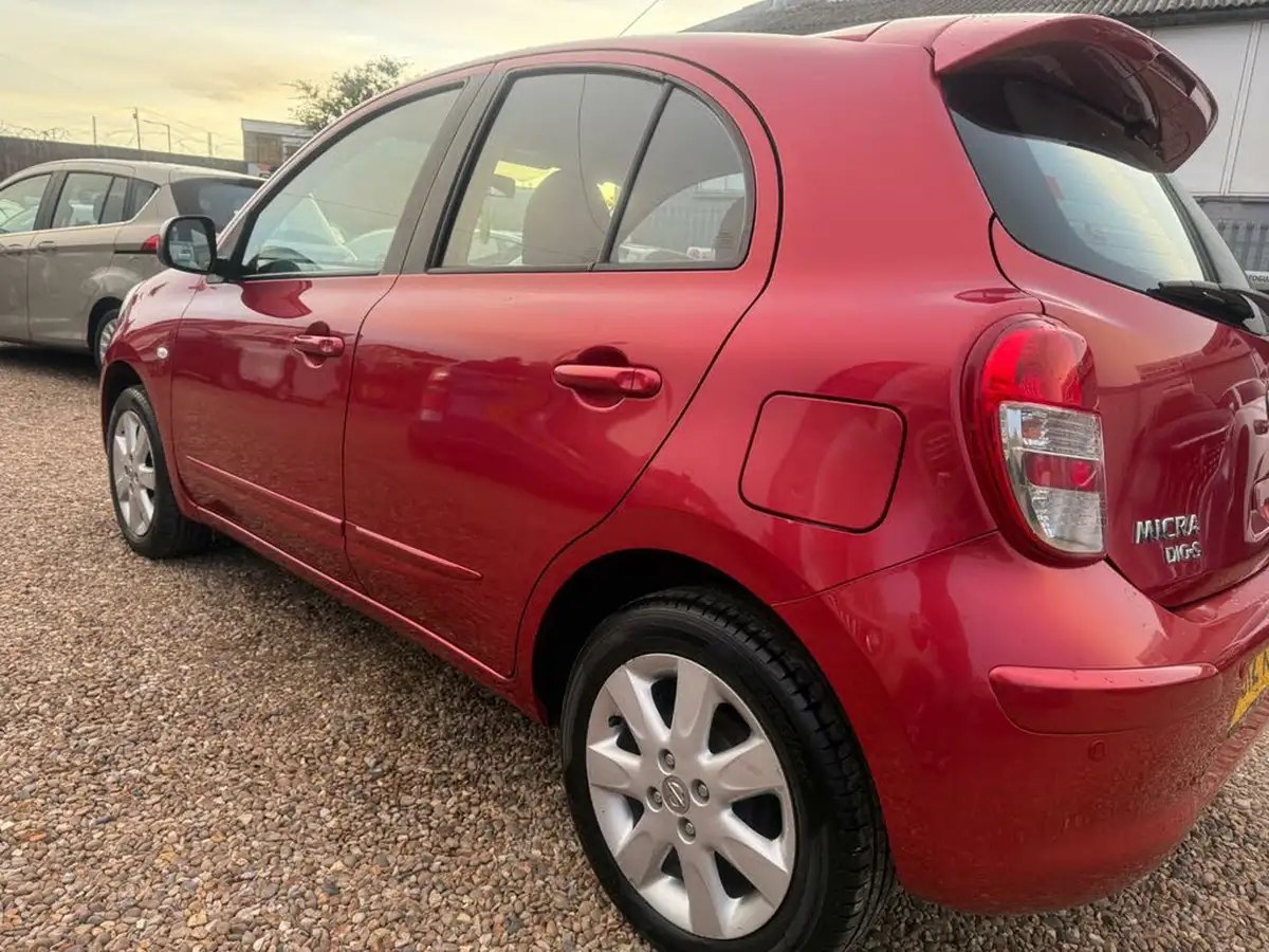 2012-nissan-micra-12-acenta-97bhp-5d-1198cc-cvt-big-13