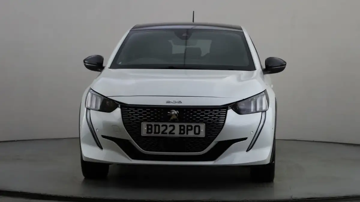 2022-peugeot-208-12-puretech-gt-100bhp-eat8-big-15