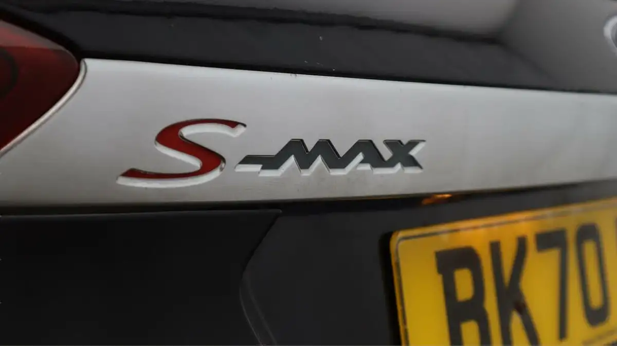 2020-ford-s-max-20-st-line-awd-big-23