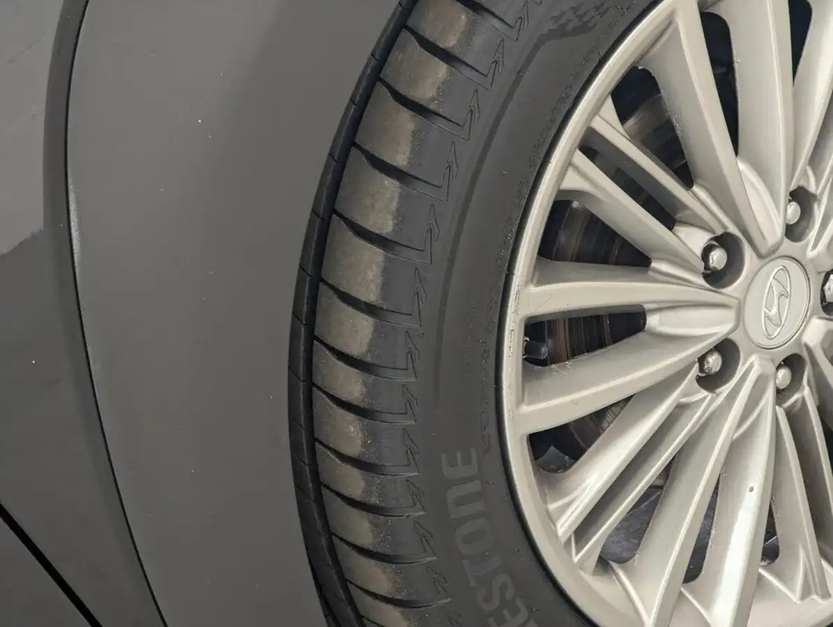 2018-hyundai-kona-10-t-gdi-se-big-39