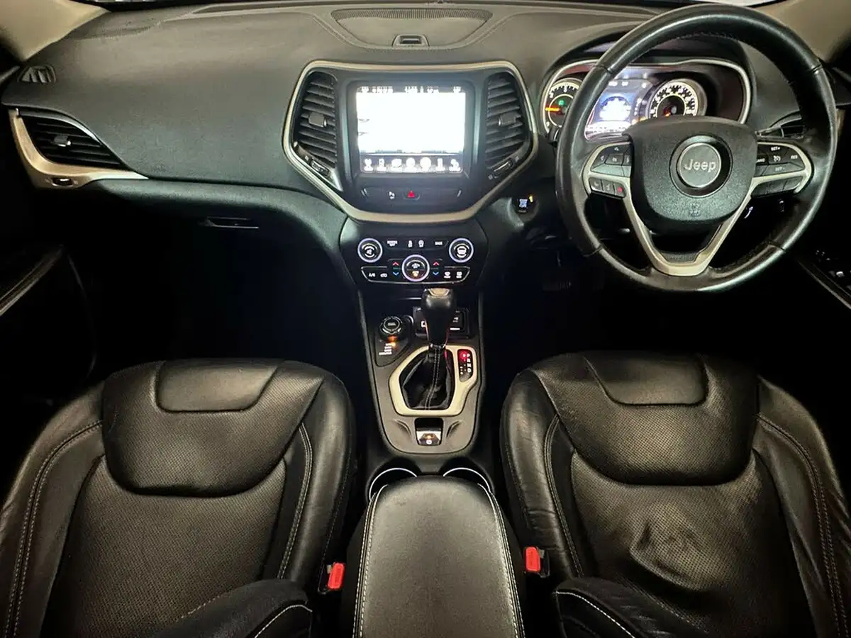 2014-jeep-cherokee-20crd-limited-168bhp-4wd-ss-auto-big-10