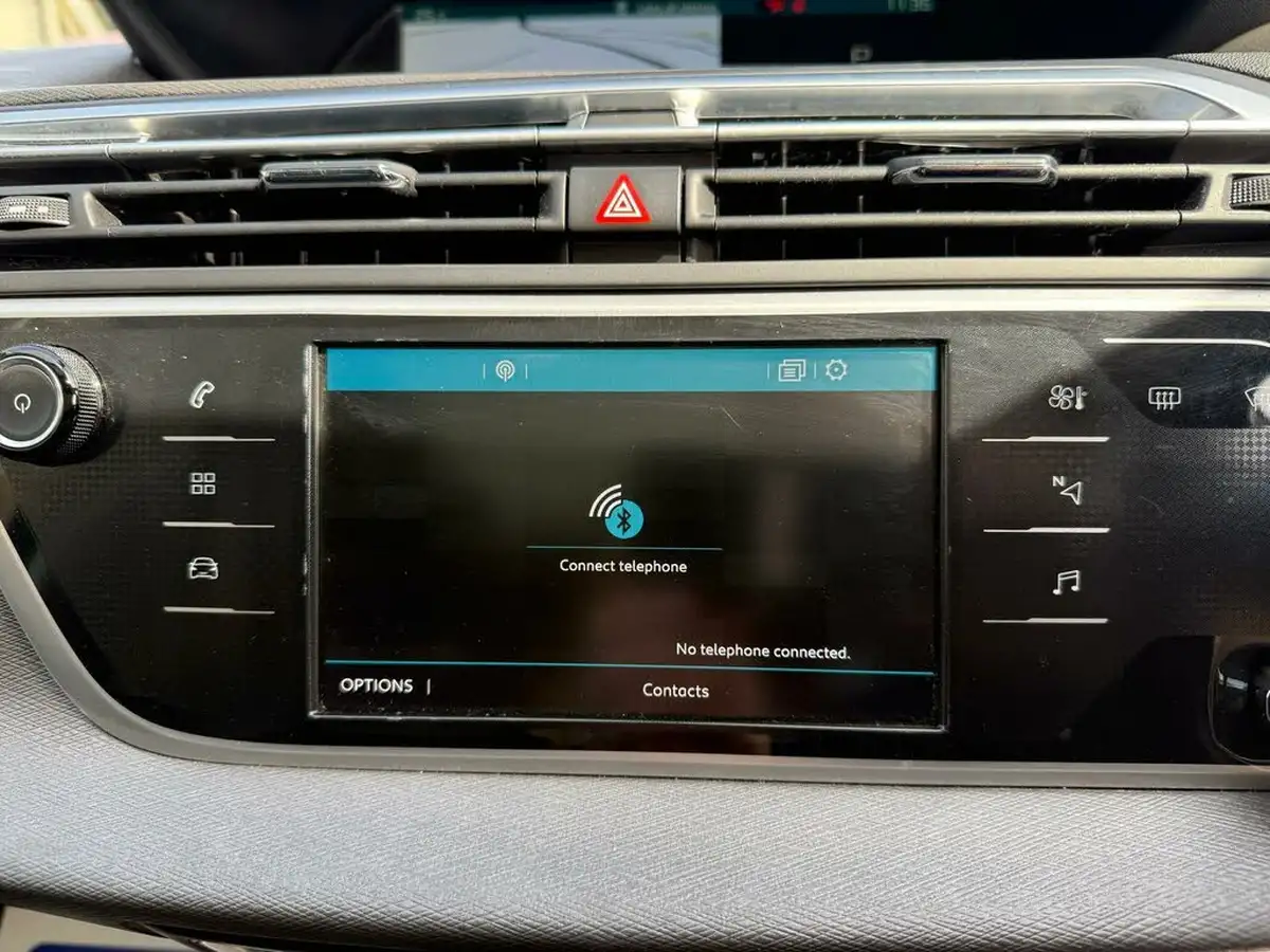 2016-citroen-grand-c4-picasso-16bluehdi-flair-eat6-big-46