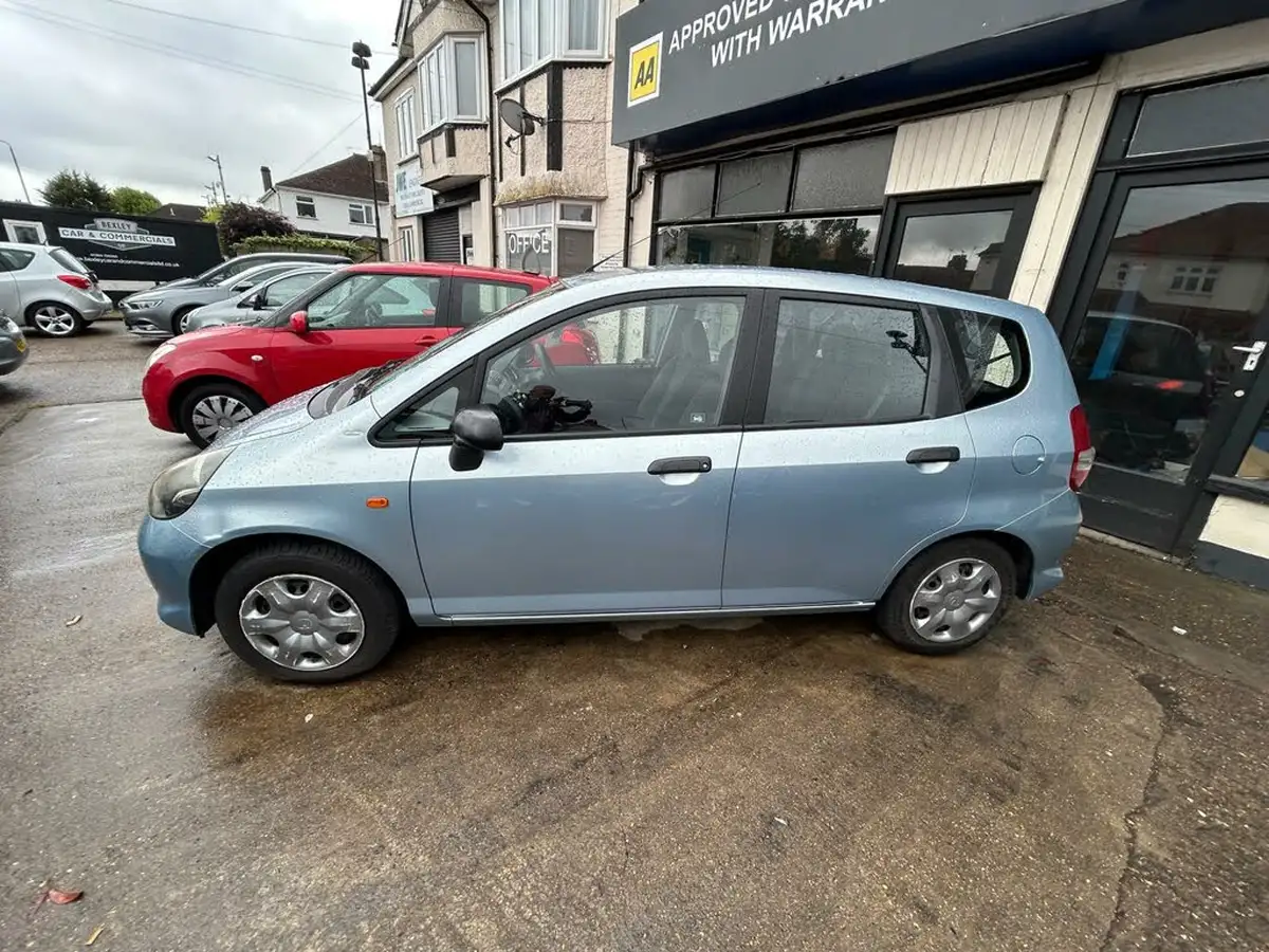 2007-honda-jazz-12-s-big-2