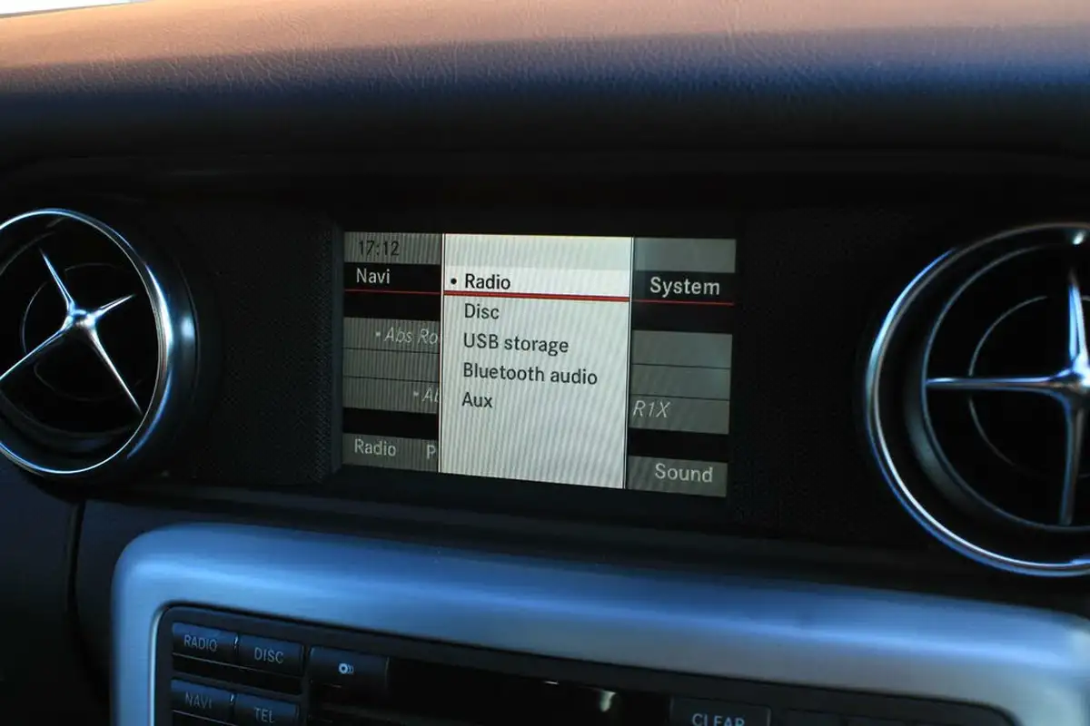 2012-mercedes-benz-slk-18-slk200-184bhp-ss-7g-tronic-plus-big-23