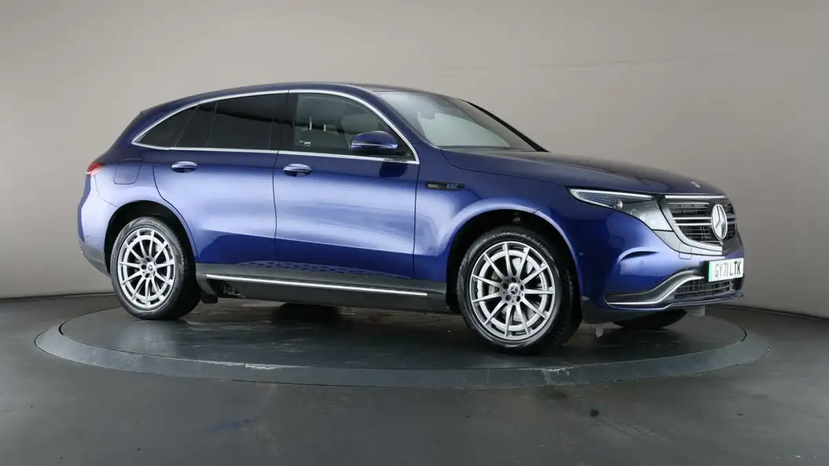 2021-mercedes-benz-eqc-e-eqc-400-amg-line-big-48