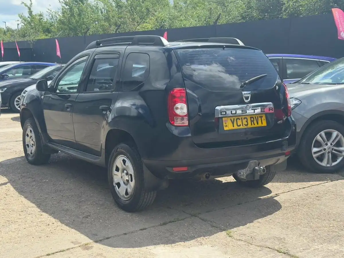 2013-dacia-duster-15d-ambiance-109bhp-4x4-big-9