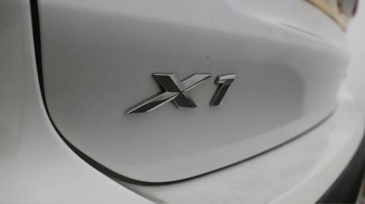 2020-bmw-x1-15-sdrive18i-se-big-20