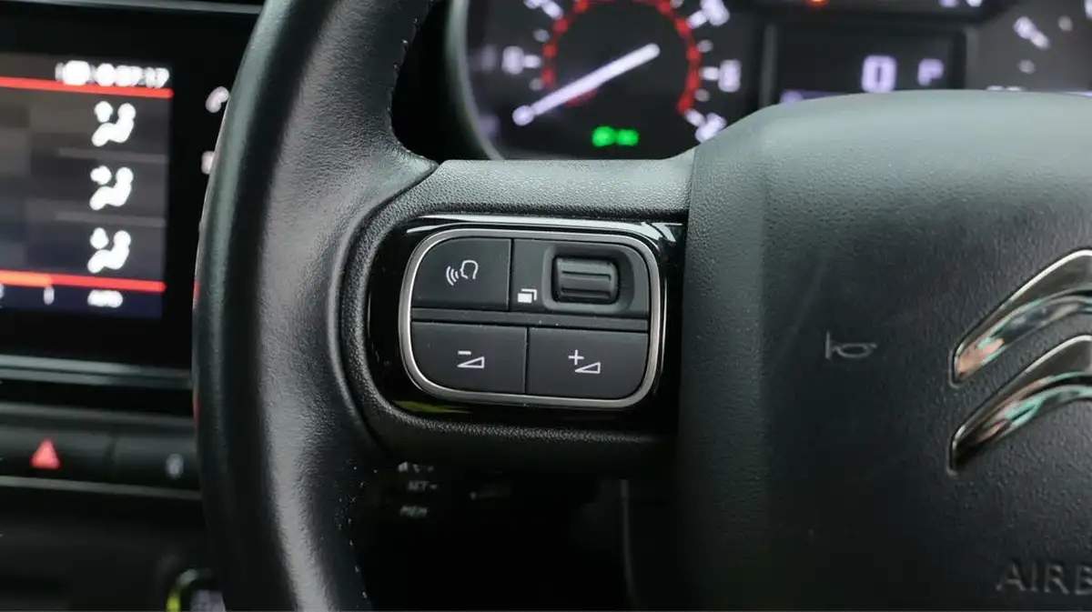 2020-citroen-c3-aircross-12-puretech-flair-130ps-ss-eat6-big-22