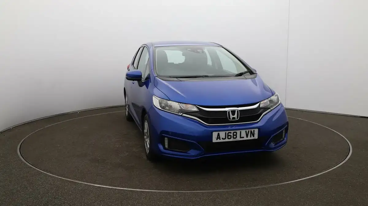 2018-honda-jazz-13-i-vtec-se-big-39