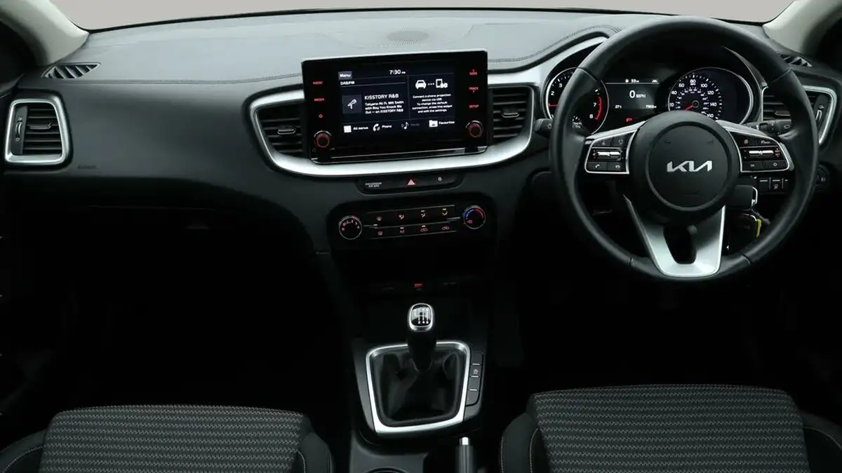 2022-kia-xceed-10-t-gdi-2-big-13