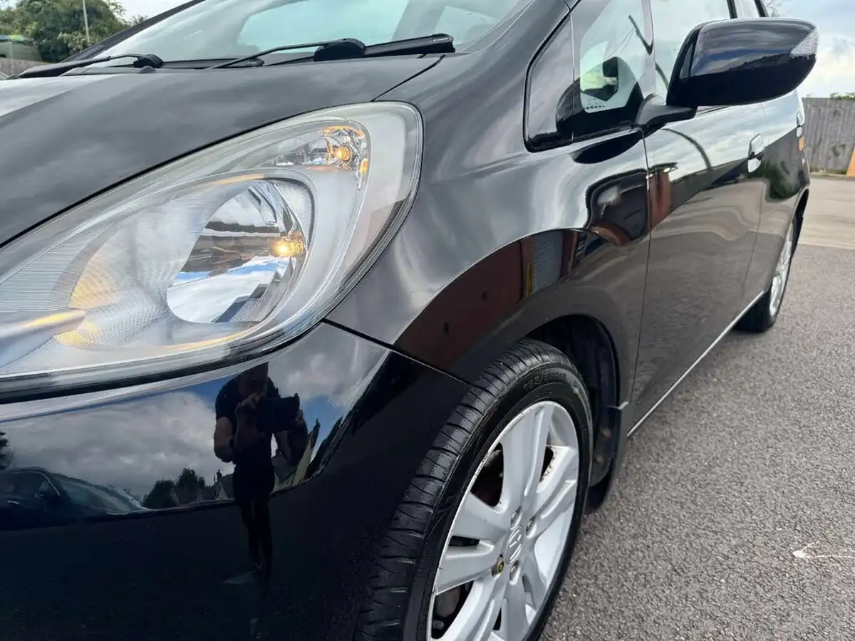 2014-honda-jazz-14-exl-cvt-big-26