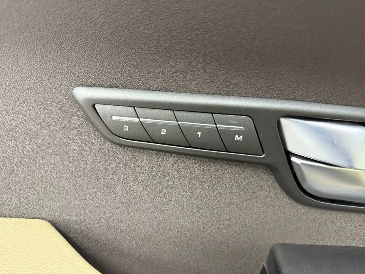 2015-land-rover-range-rover-evoque-22sd4-pure-tech-coupe-3d-auto-big-60