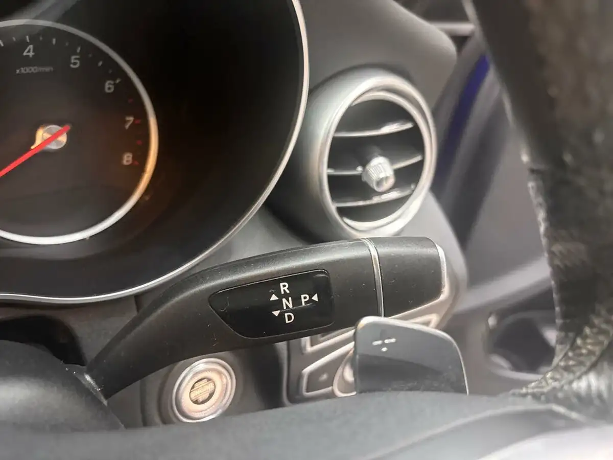 2018-mercedes-benz-c-class-15-c200-amg-line-ss-saloon-4d-big-33