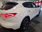 2017-maserati-levante-30td-awd-small-6