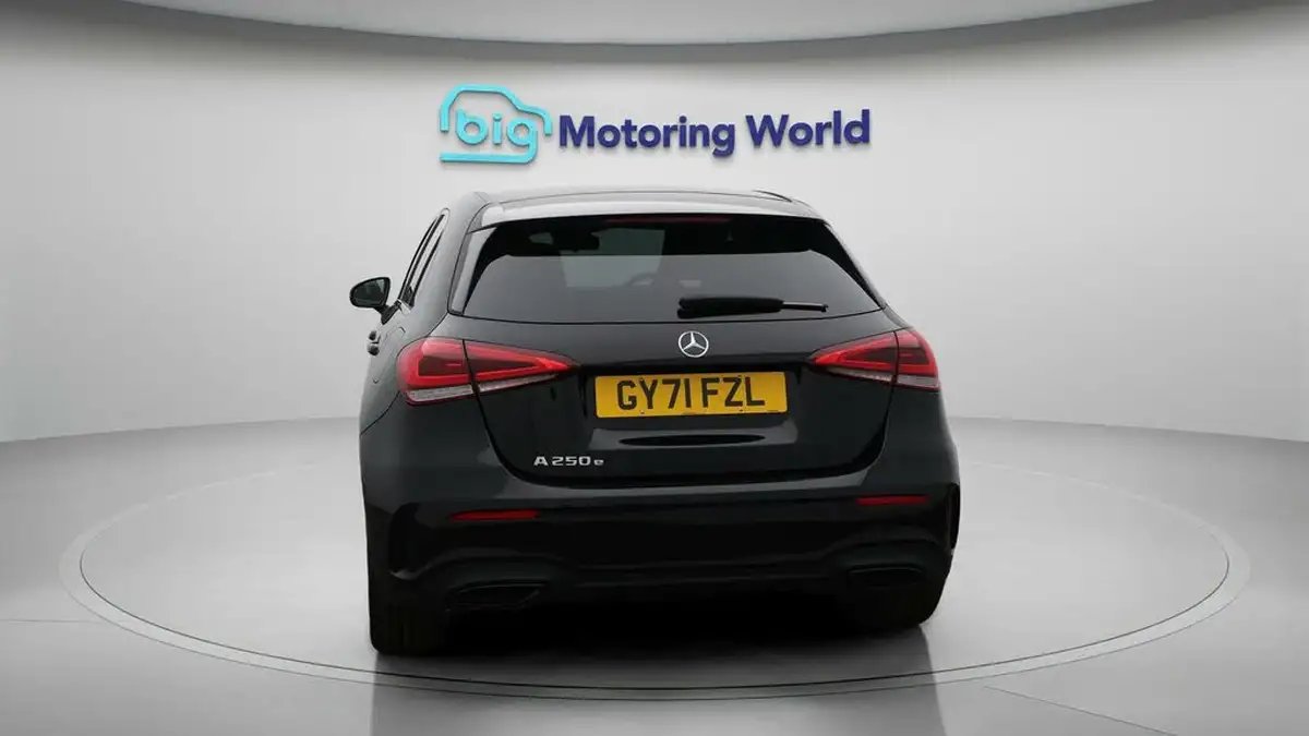 2021-mercedes-benz-a-class-13-a250e-amg-line-edition-hatchback-5d-big-6