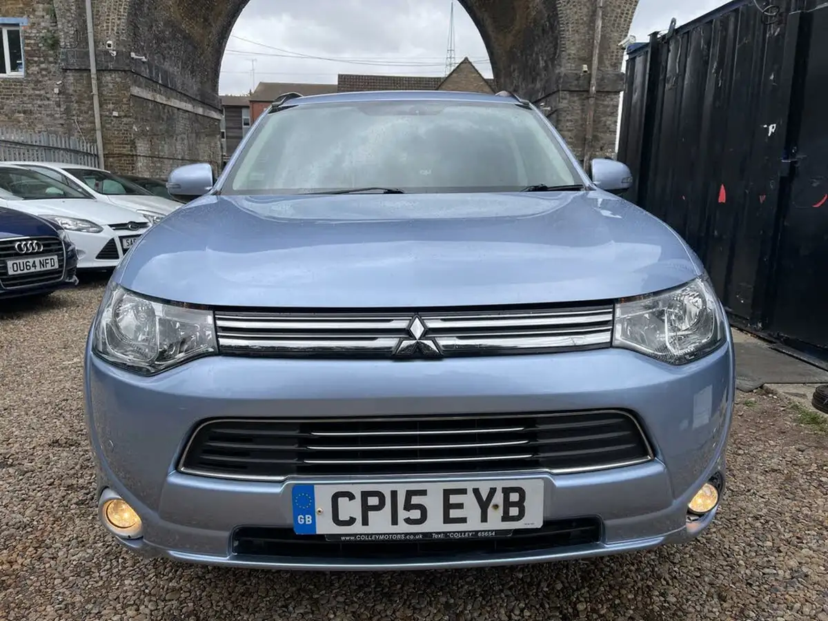 2015-mitsubishi-outlander-20-gx3h-5st-big-2