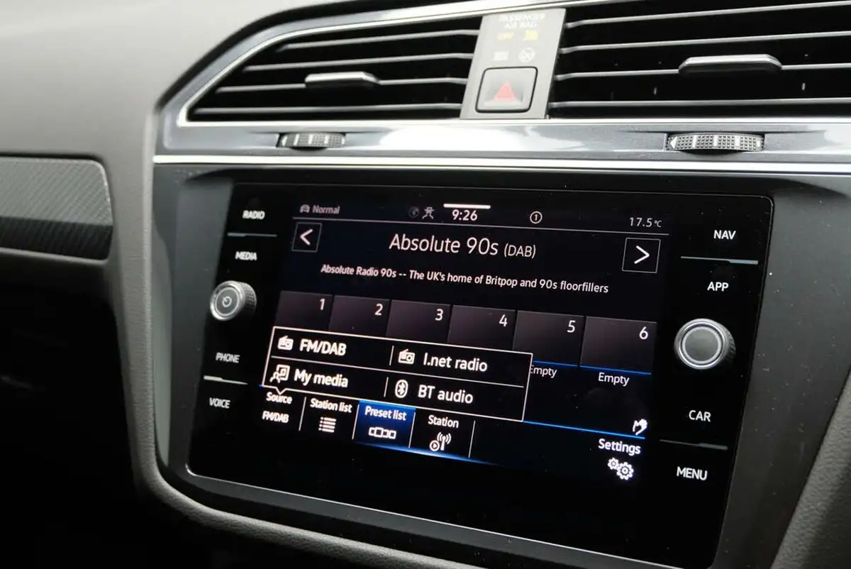2024-volkswagen-tiguan-allspace-20-tsi-r-line-245ps-evo-big-33