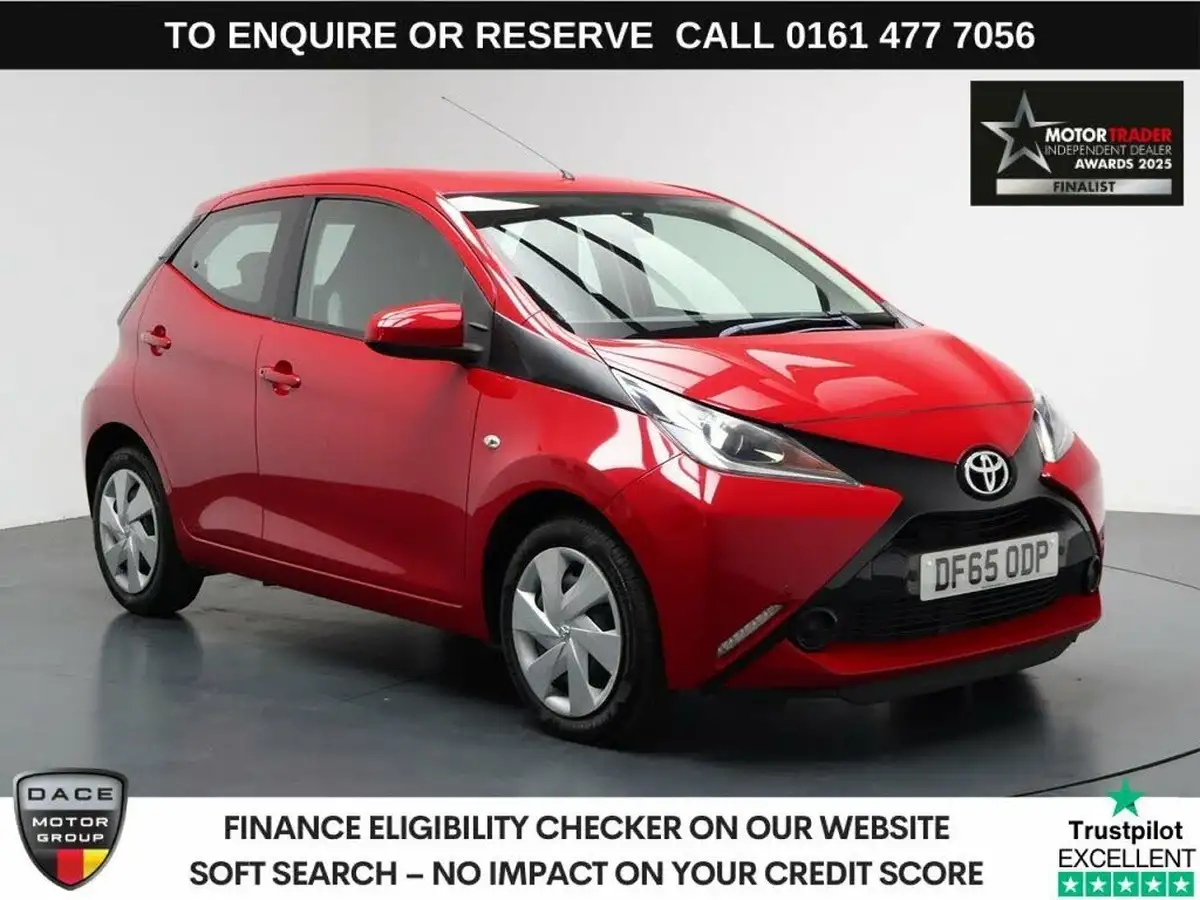 2015-toyota-aygo-10-vvt-i-x-play-5d-x-shift-big-0