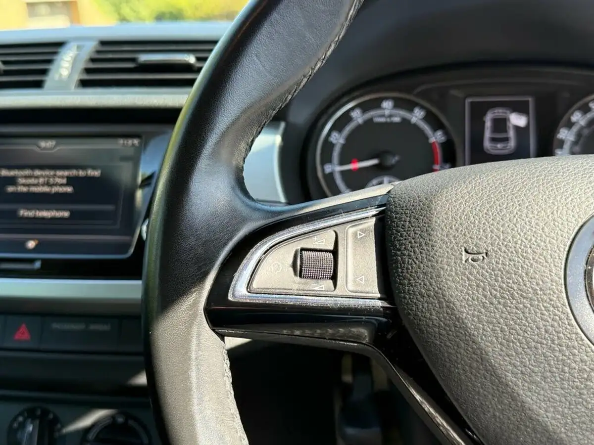 2019-skoda-fabia-10-mpi-se-75ps-ss-hatchback-big-31