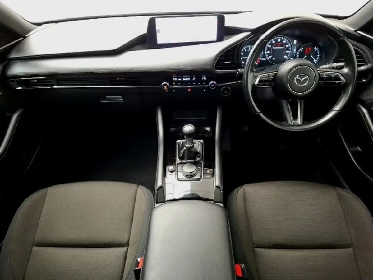 2023-mazda-mazda3-20-e-skyactiv-x-exclusive-line-hatchback-5d-big-2